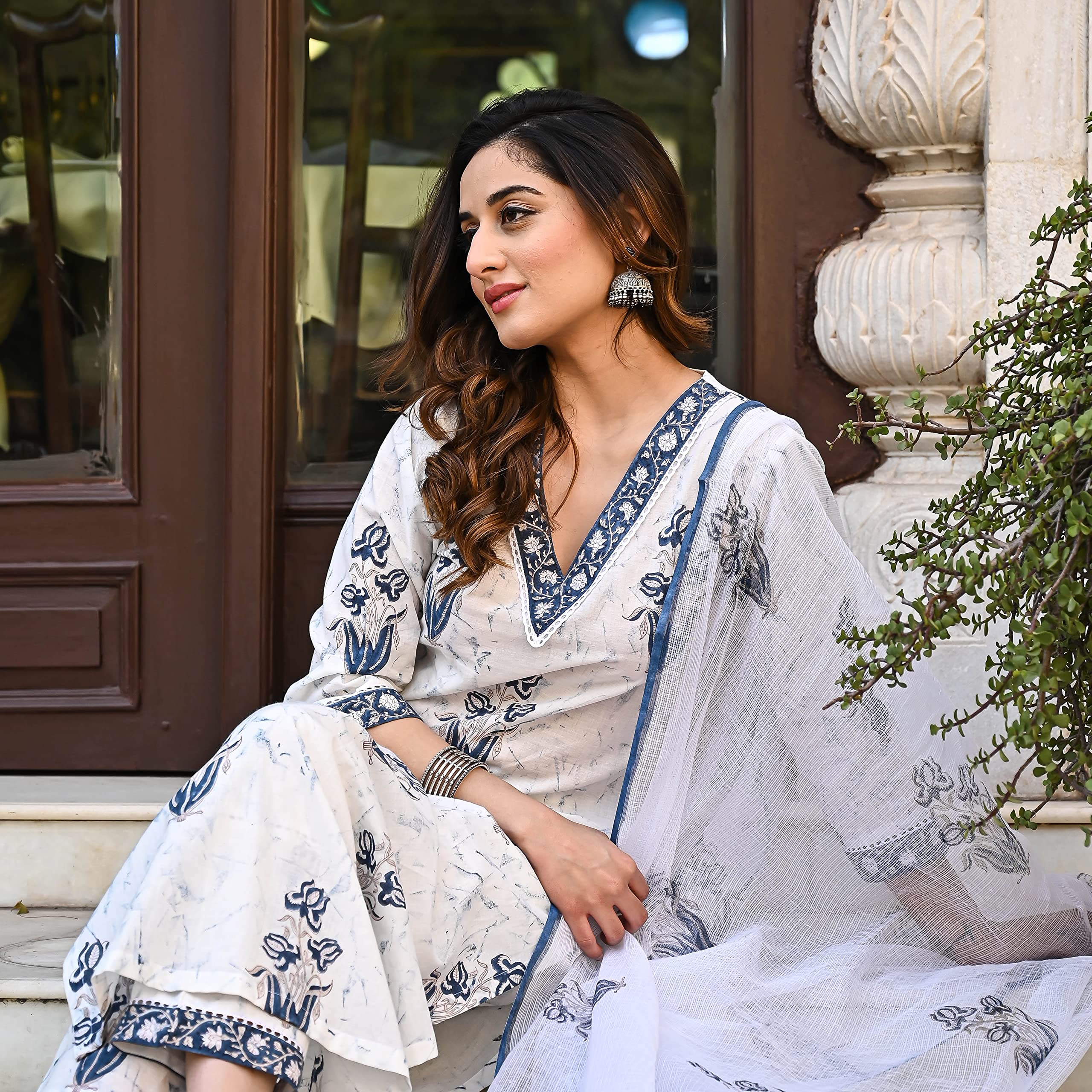 Arayna Women's Floral Printed 100% Cotton Kurti Palazzo Pants Set with Dupatta (XXXXXX-Large), White - Image 2