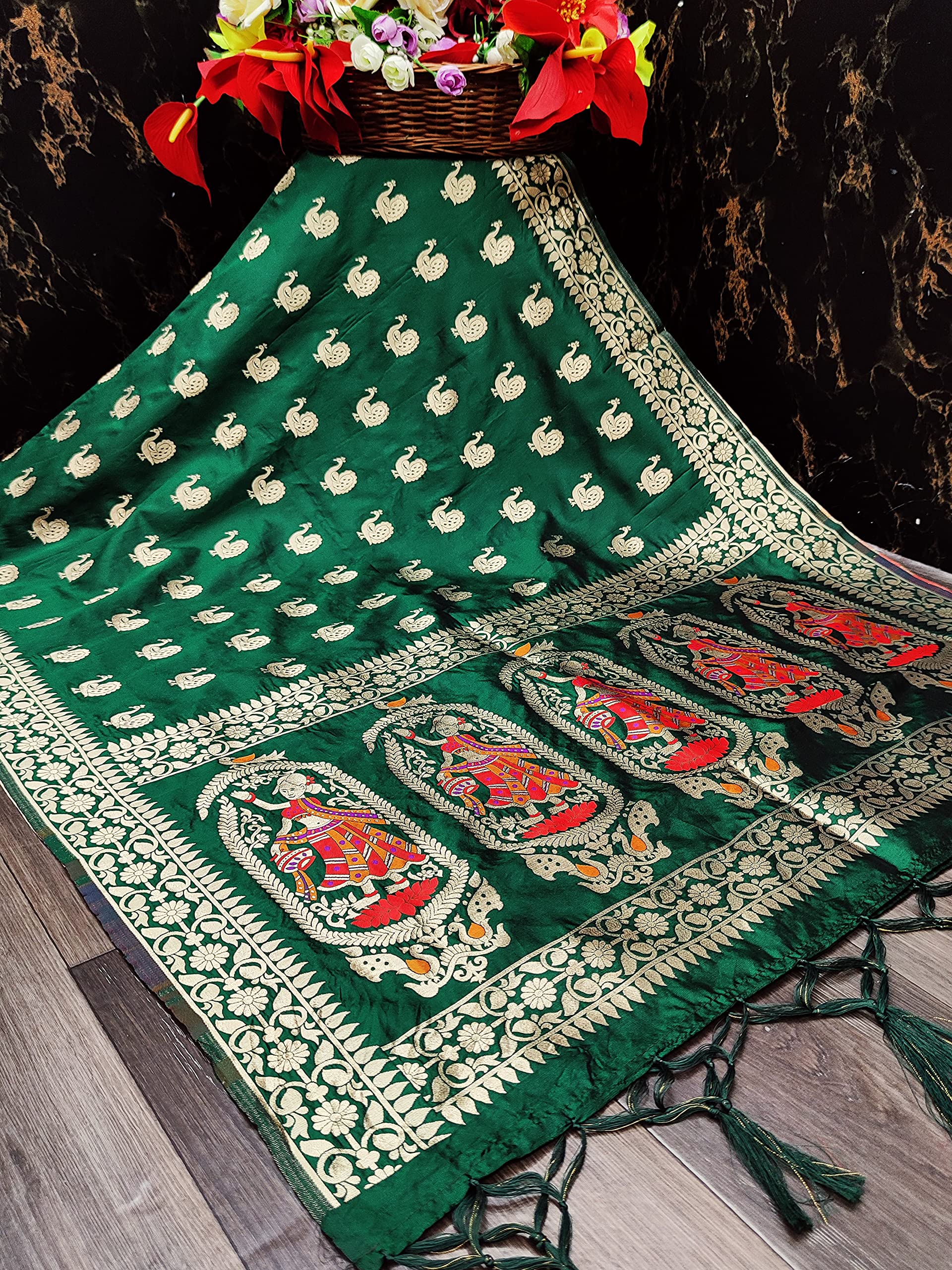 DEVANGI Women's Woven Banarasi Silk Zari Dupatta/Chunni, Width 1 Meter, Length 2.5 Meter (OM-DT-05-BGREEN) - Image 6