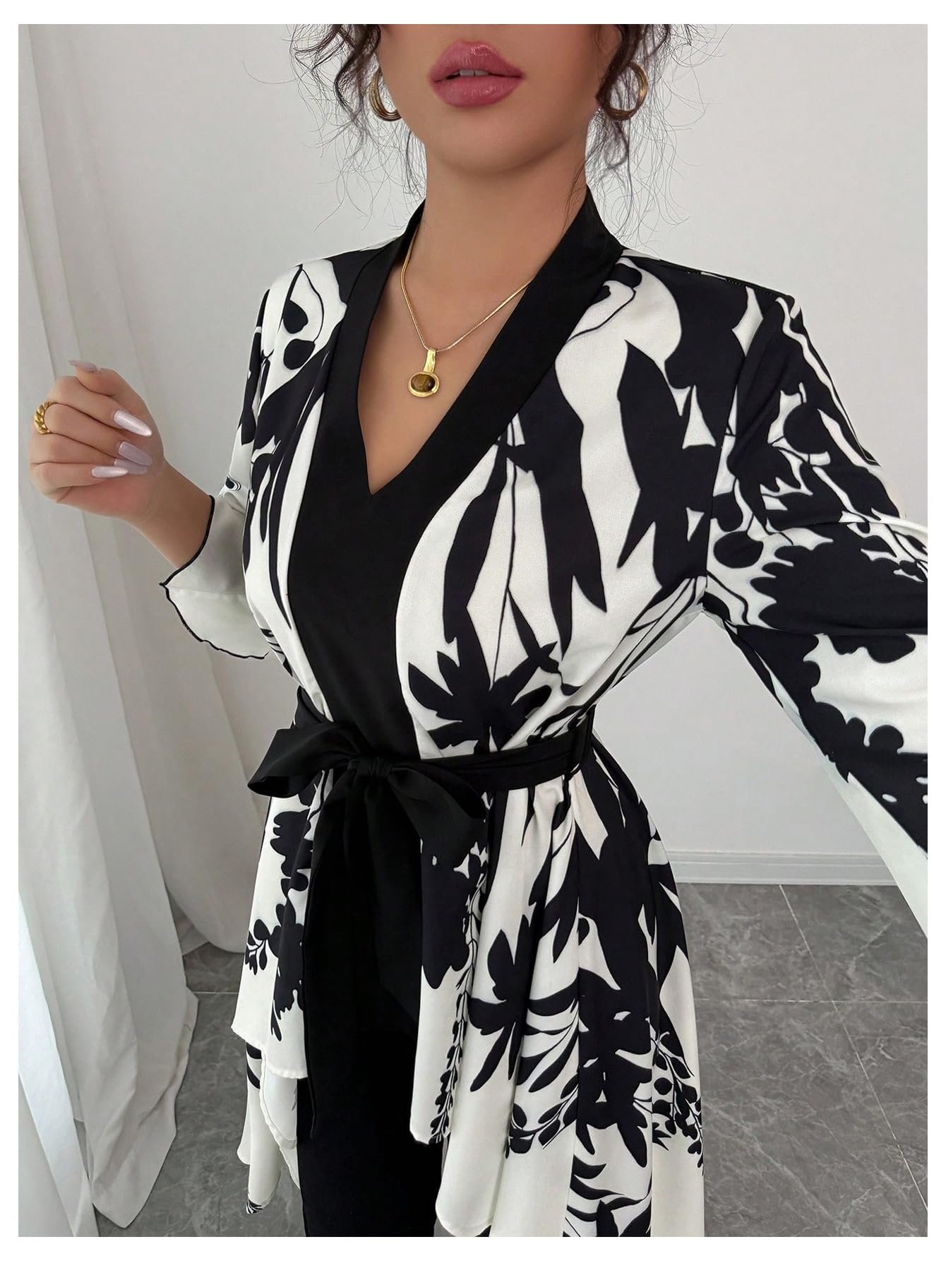 Women's Floral Bell Sleeve Blouse V Neck High Low Tie Front Work Dressy Tops, Multicolor Short Sleeve, Medium - Image 4