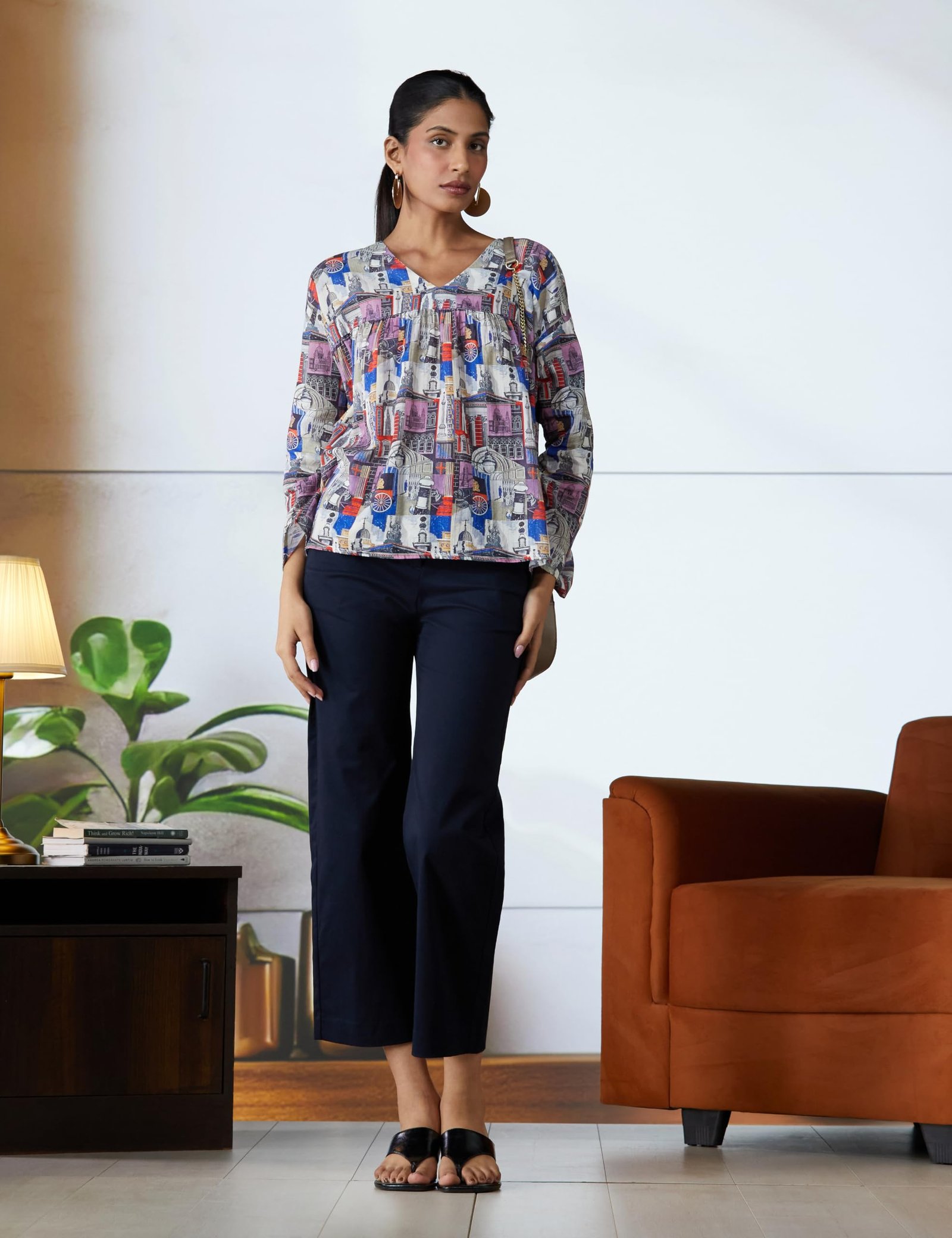 Women's RINATA-T Cotton V-Neck Abstract Print Regular FIT TOP - Image 2
